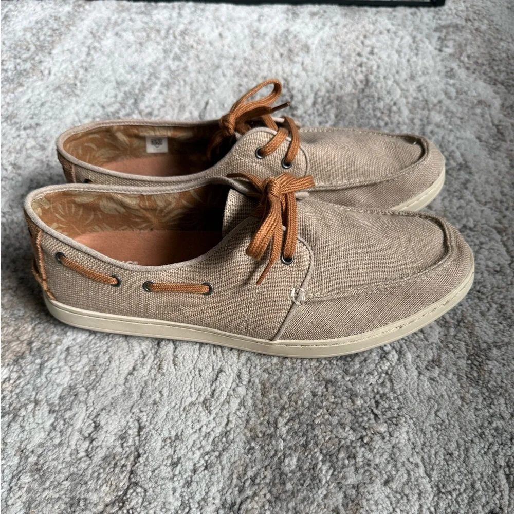 Toms Mens Culver Canvas Loafer Boat shoe.
